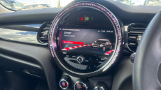 MINI Hatchback 1.5 Cooper Classic Premium 3dr Petrol Hatchback